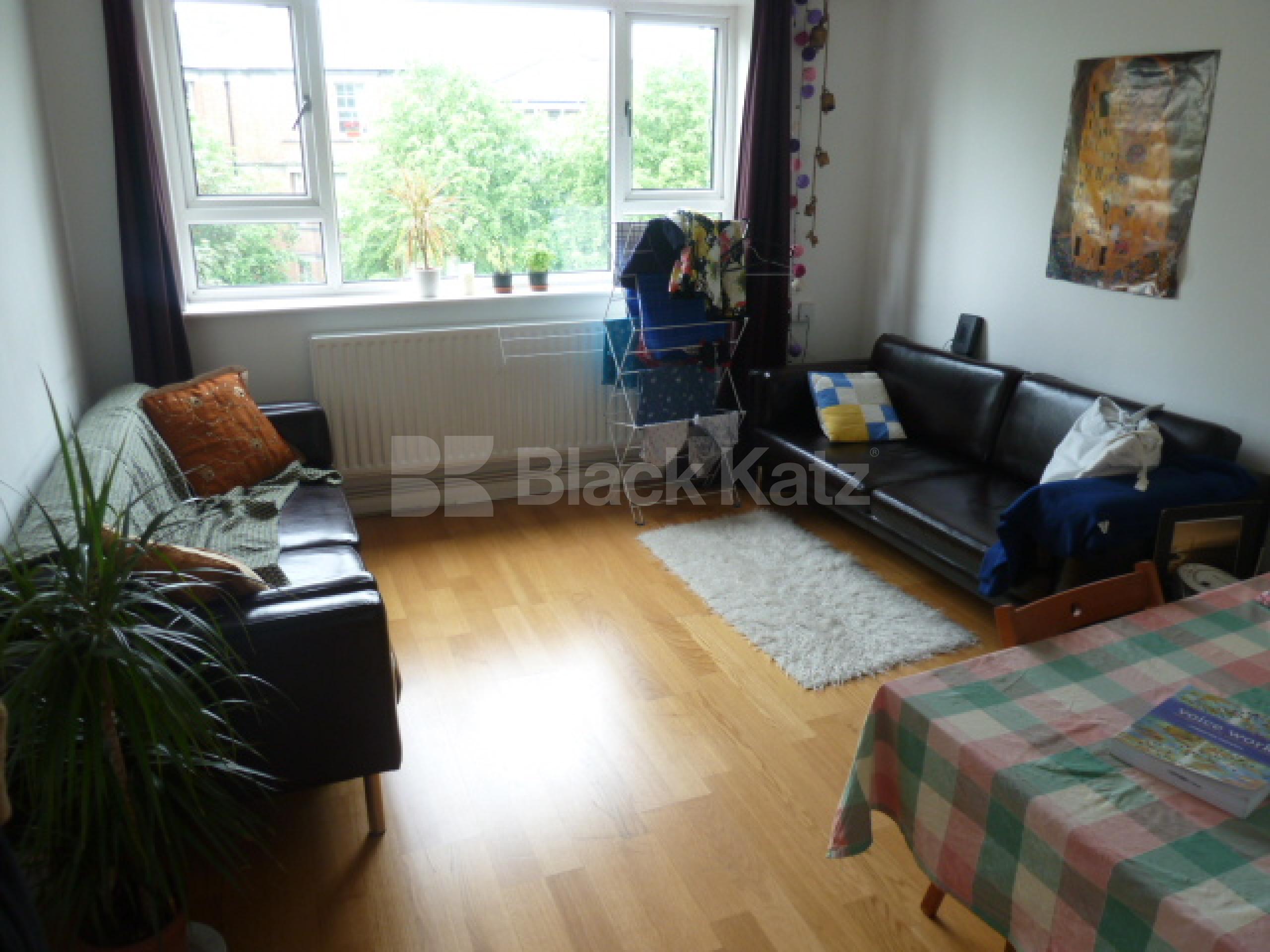 			NEW INSTRUCTION!!!, 3 Bedroom, 1 bath, 1 reception Flat			 Crouch Hill, Crouch Hill N4